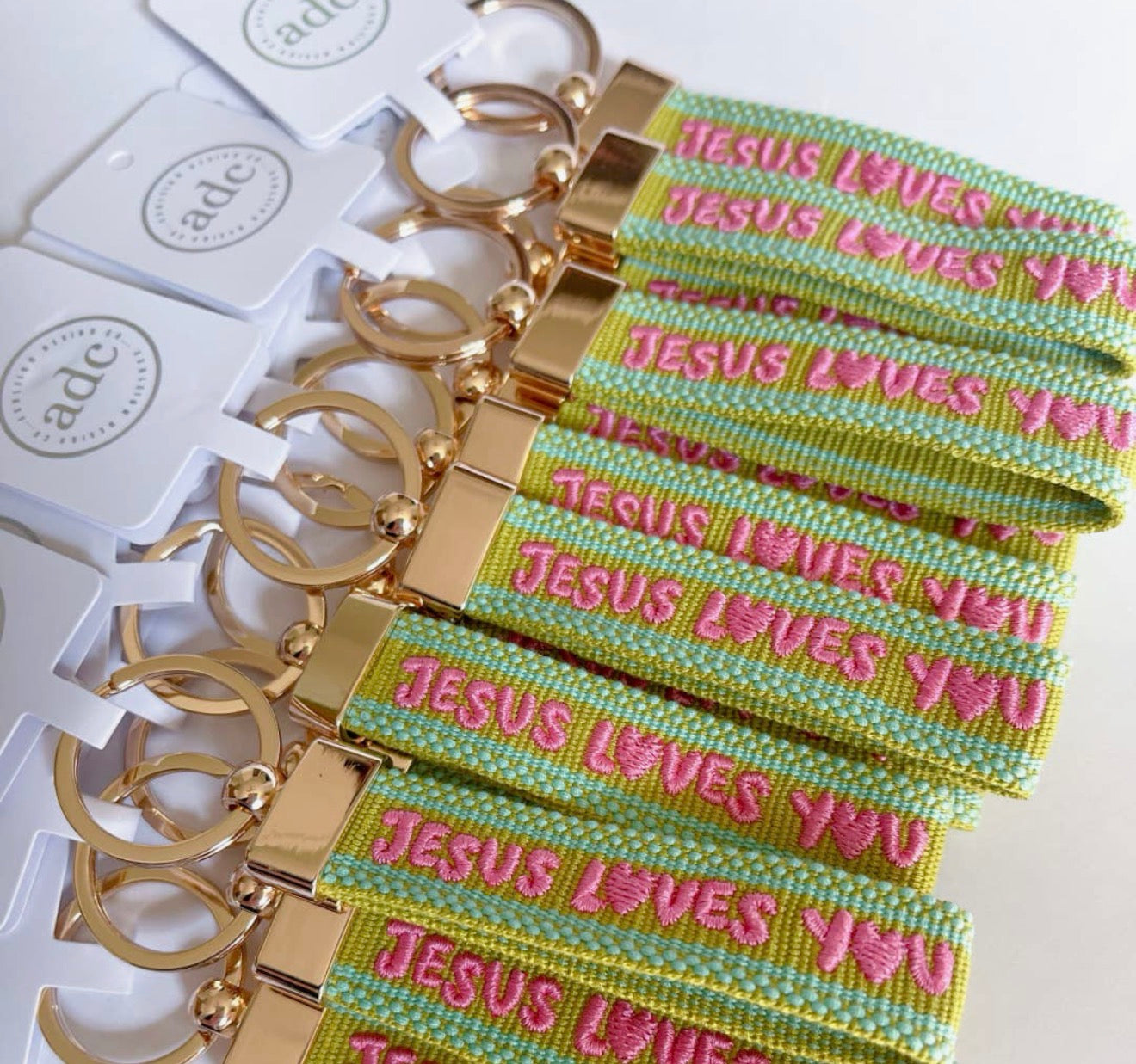 Jesus Loves You keychain