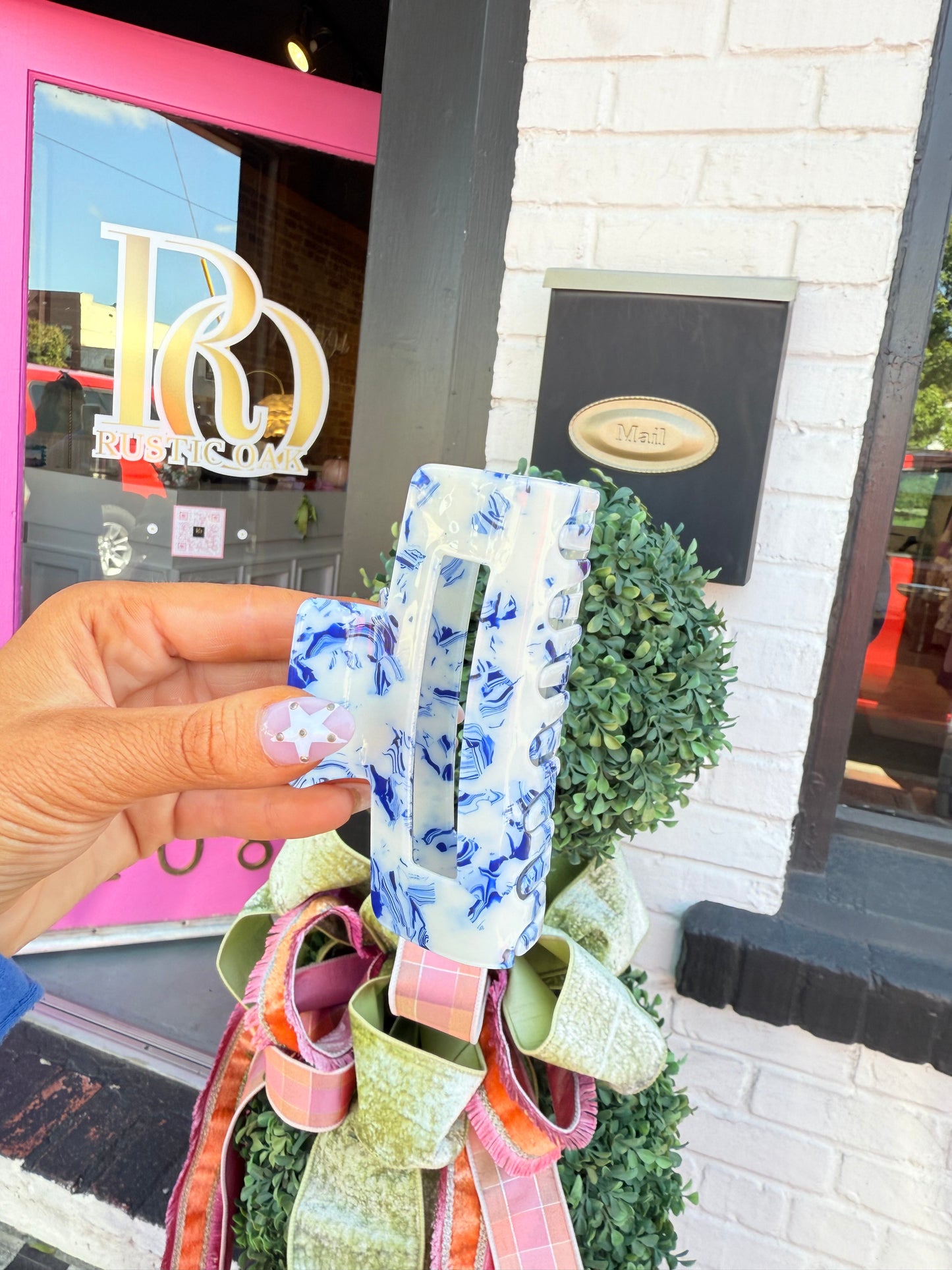 Toile Blue/White Clawclip