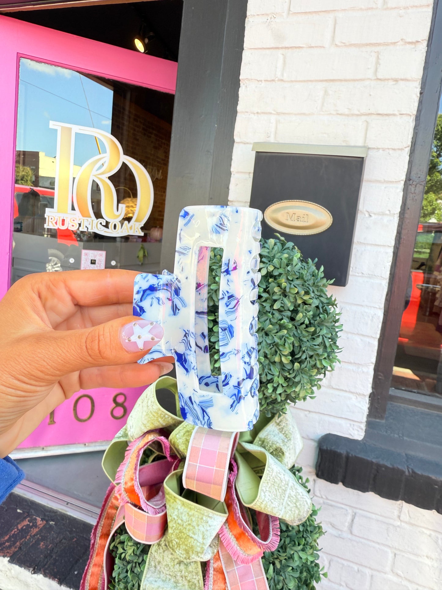 Toile Blue/White Clawclip