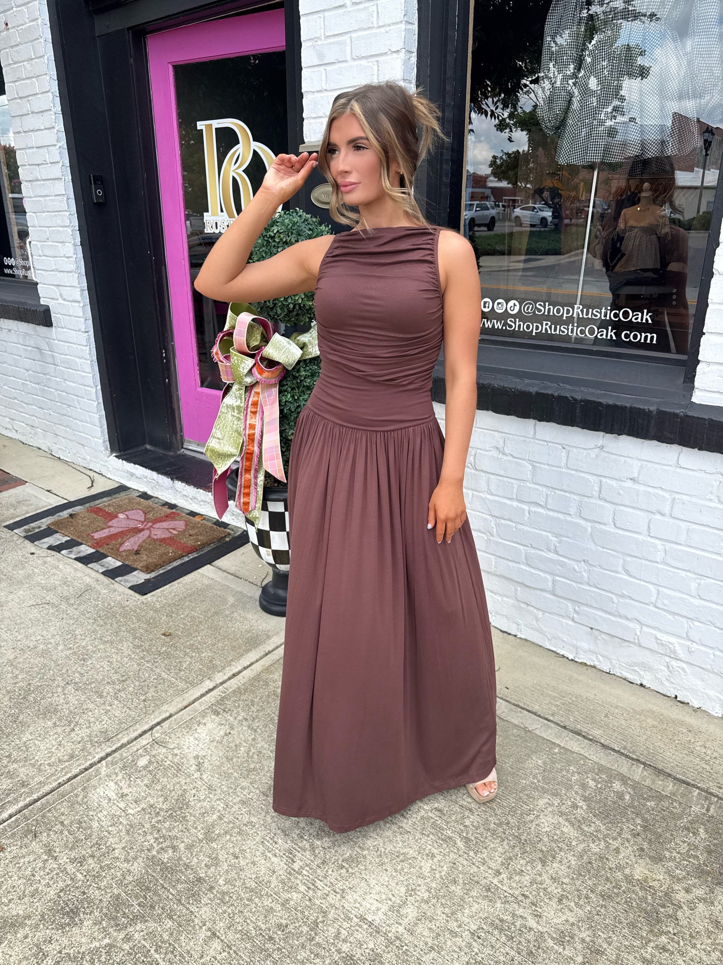 The Leni Brown Maxi Dress