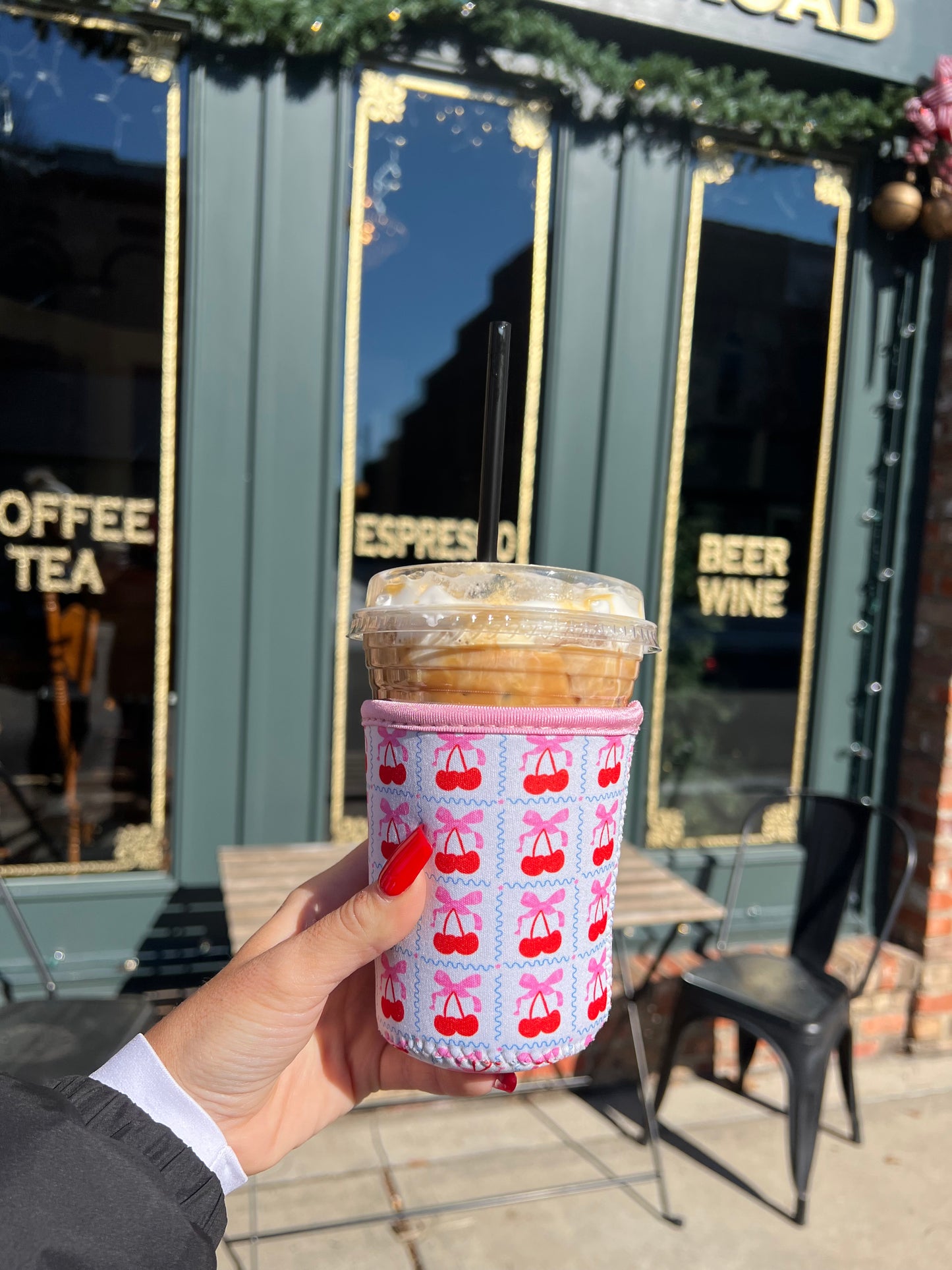 Bow Cherry Drink Sleeve