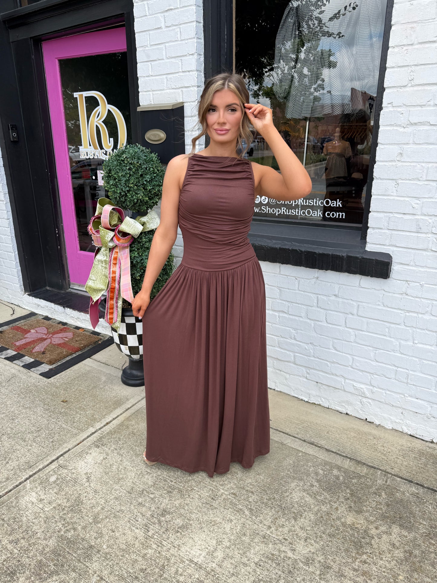 The Leni Brown Maxi Dress