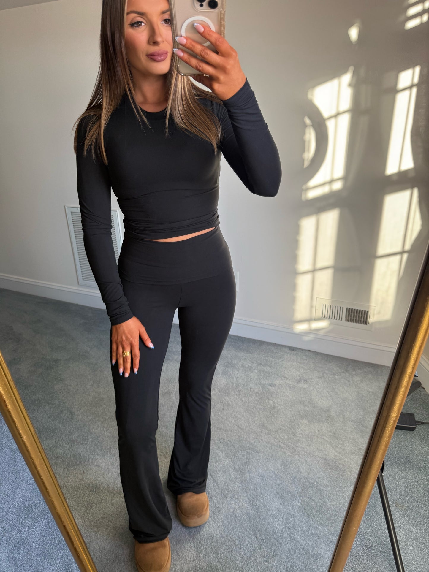 The Brielle Black Flare Leggings